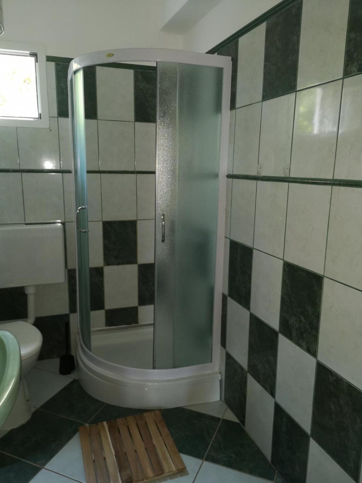 Apartments Bassi Stara Baska Luaran gambar