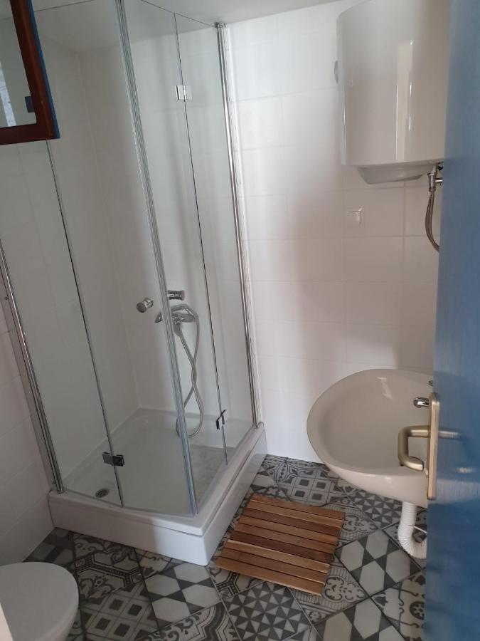 Apartments Bassi Stara Baska Luaran gambar