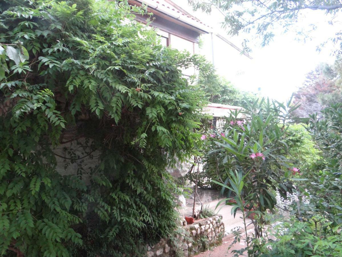 Apartments Bassi Stara Baska Luaran gambar
