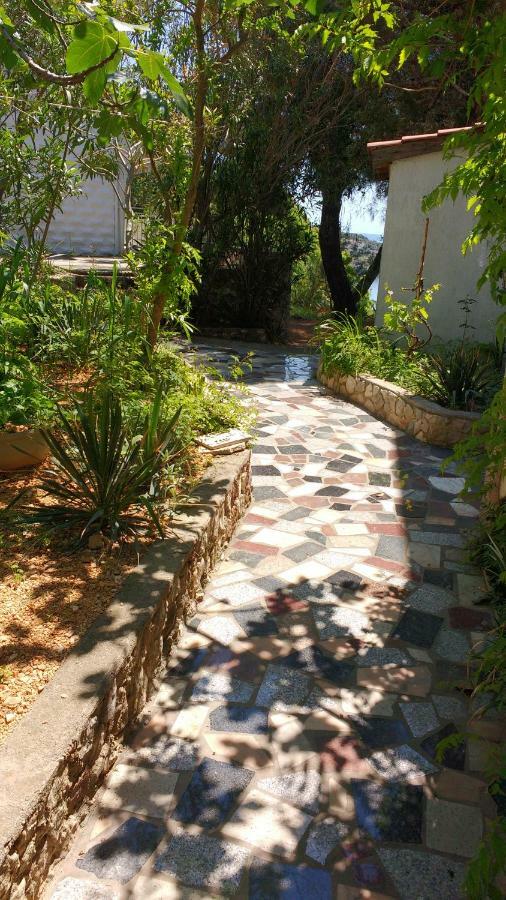 Apartments Bassi Stara Baska Luaran gambar