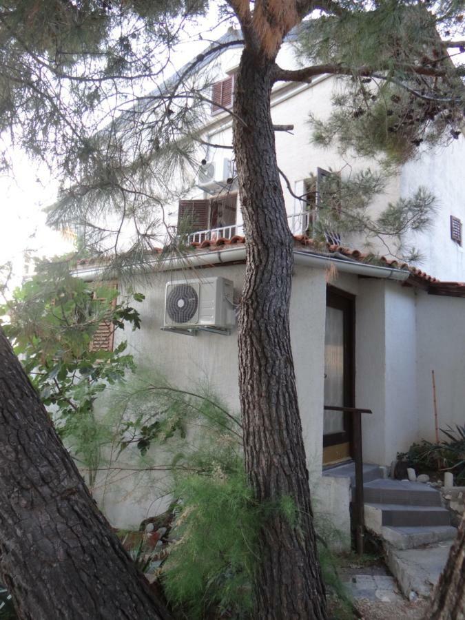 Apartments Bassi Stara Baska Luaran gambar