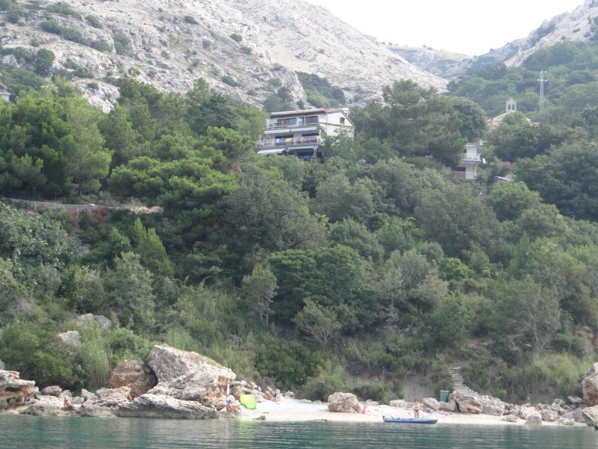 Apartments Bassi Stara Baska Luaran gambar