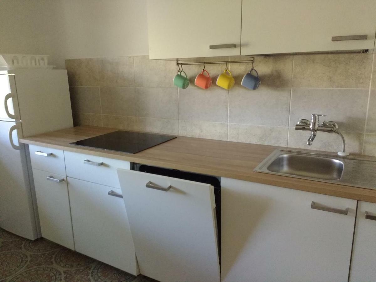 Apartments Bassi Stara Baska Luaran gambar