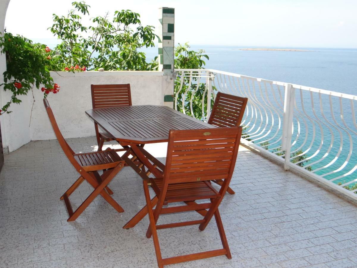 Apartments Bassi Stara Baska Luaran gambar